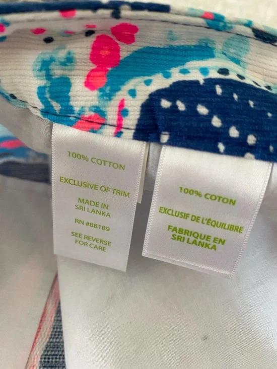 Lilly Pulitzer Adie Shorts in the Indigo Star Struck print size 10 like new - Picture 8 of 8